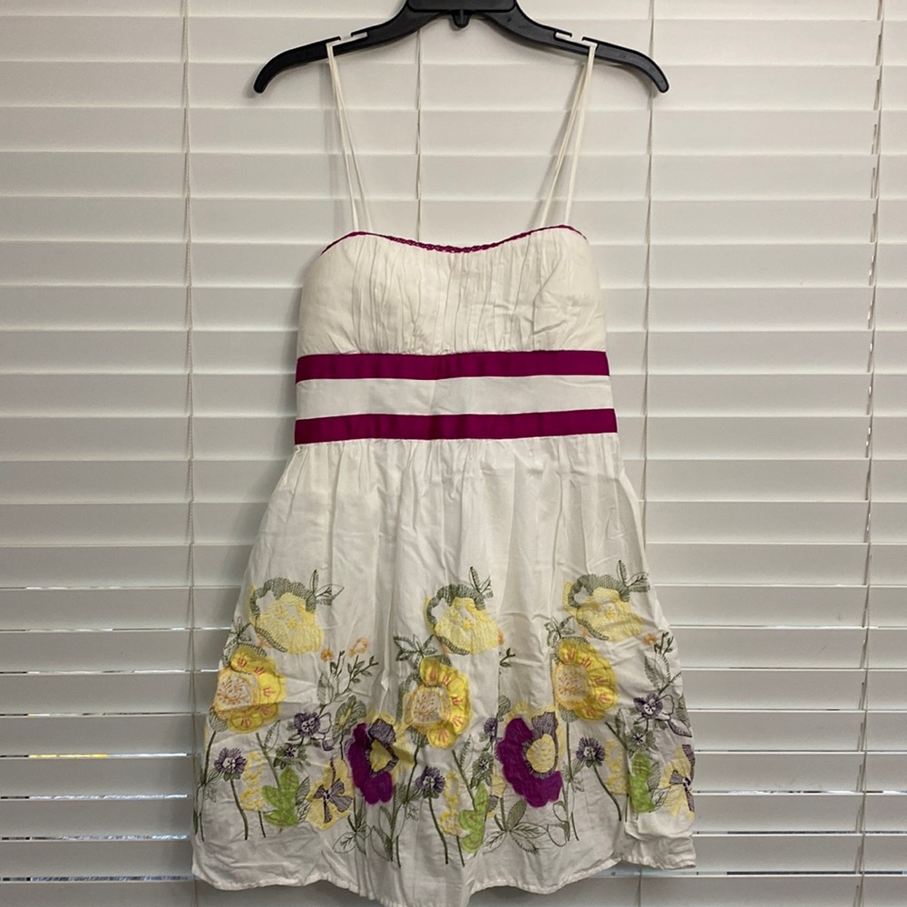 City Triangles white spaghetti strap dress size juniors 11